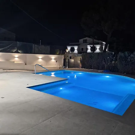 度假居 Casa Familiar Con Jacuzzi
